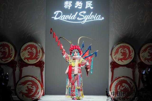 SS20時裝周 | 京艷時尚·夢回華夏！David Sylvia &郝為民 2020 SS中國國際時裝周《京夢》主題秀上演